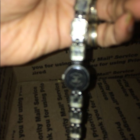 Beautiful Ladies watch trade$120.00 main image 3